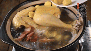 出國前加少許鹽，撒上蔥花即可。